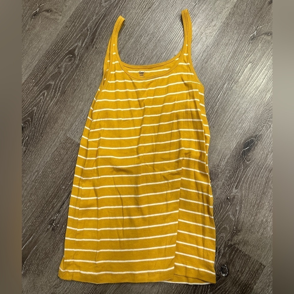 Gap tank top